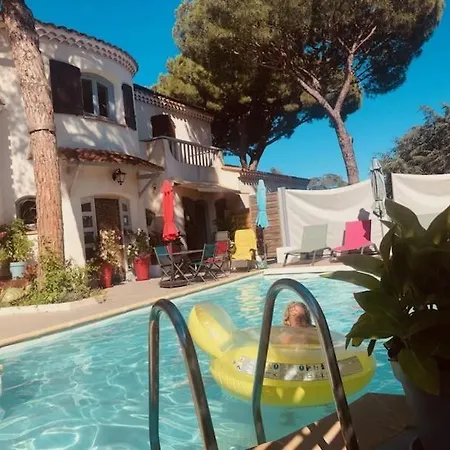 Bed & Breakfast Naturiste Paulana Agde